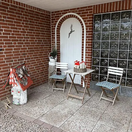 Golfhues-simone-ferienwohnung-eg Apartamento *