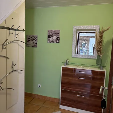 Golfhues-Simone-Eg-Appartement-Mit-Grossem-Garten Апартаменты *
