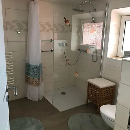 Апартаменты Golfhues-Simone-Eg-Appartement-Mit-Grossem-Garten *